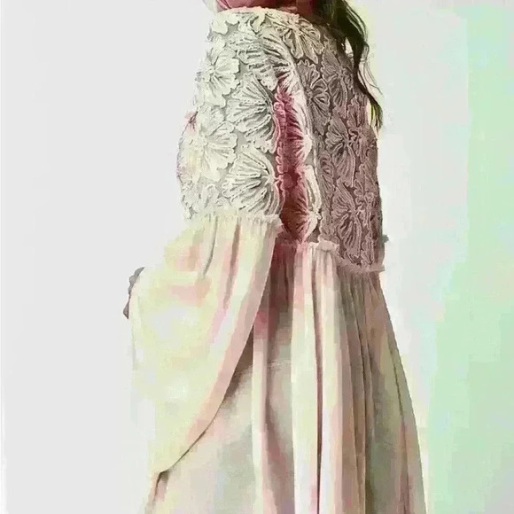 NWT Black Free People color-black Magdalene Crochet Tunic Top
Color: Black Siz… - Picture 10 of 11